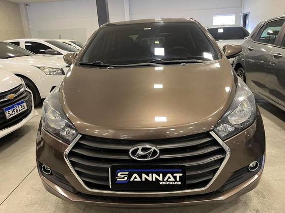 HYUNDAI HB20 1.0 COMFORT 12V FLEX 4P MANUAL HYUNDAI HB20 1.0 COMFORT 12V FLEX 4P MANUAL
